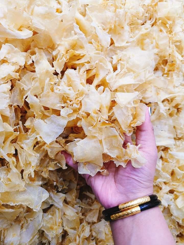 白花膠邊碎
