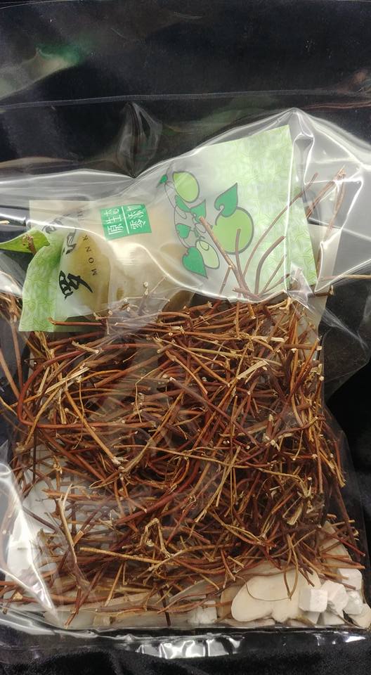 雞骨草金蘿漢湯包