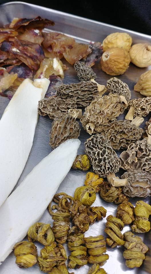野生羊肚菌石斛湯