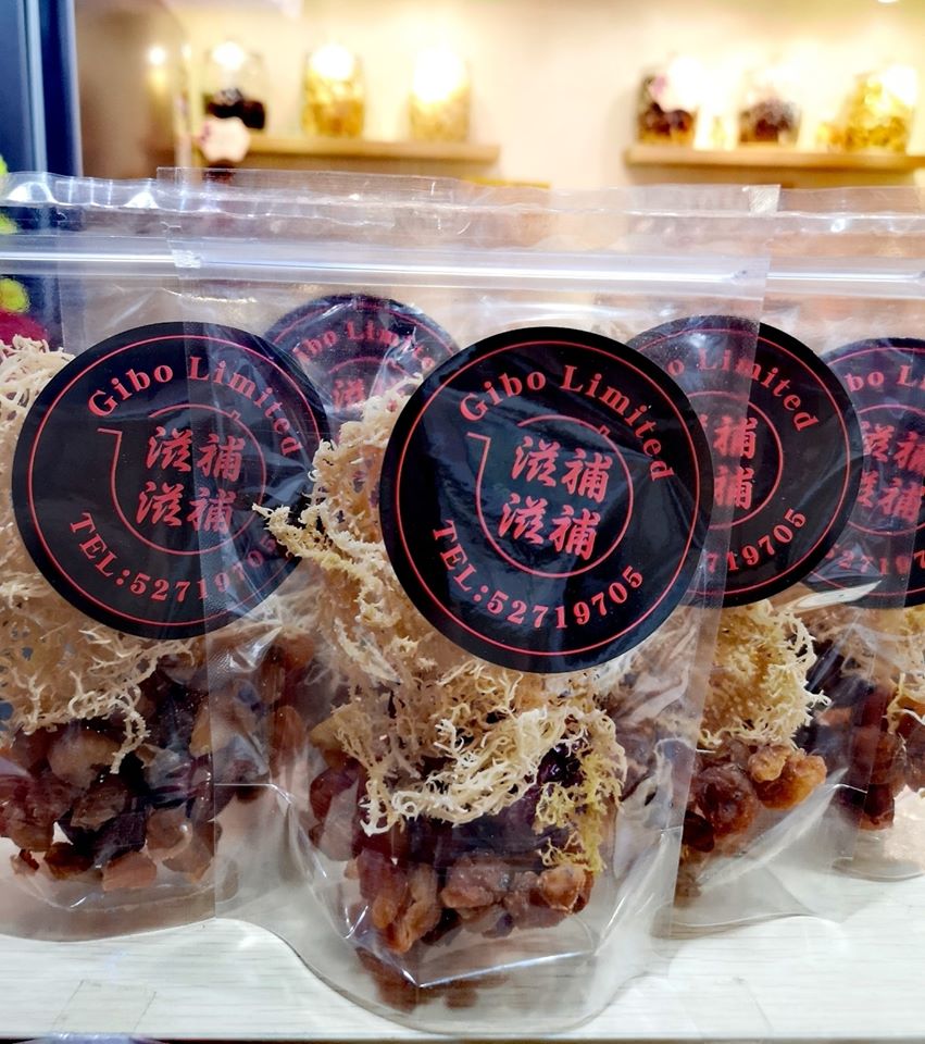 珊瑚礁草圓肉紅棗糖水