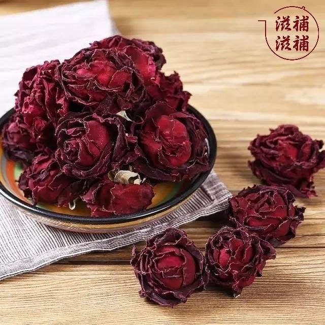 墨紅玫瑰